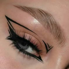 Eyeliner Inspo, Eyeliner Ideas, Smink Inspiration, Makijaż Smokey Eye, Emo Makeup