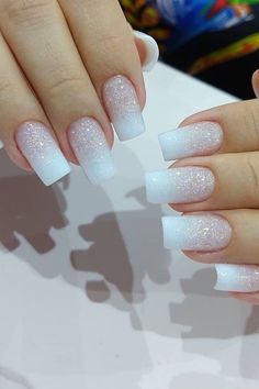 Babyboomer Nägel sind der neuste Trend im NageldesignIn diesem Artikel wollen wir Ihnen diesen dezenten und romantischen Design vorstellen. Nails Bridal, Baby Boomers Nails