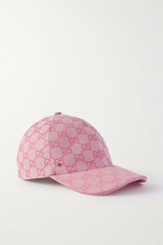 Gucci's instantly recognizable baseball cap is jacquard-woven with the label's signature 'GG' monogram. It's been crafted in Italy from tonal-pink canvas and embellished with a small logo plaque. Adjust the leather tab at the back for a secure fit. Designer Hats For Women, Gucci Cap Outfit Women, Designer Gucci Baseball Cap With Embroidered Logo, Gucci Casual Baseball Cap With Curved Brim, Casual Gucci Baseball Cap With Curved Brim, Luxury Gucci Baseball Cap, Classic Gucci Baseball Cap, Classic Gucci Hat With Embroidered Logo, Casual Gucci Hat With Embroidered Logo