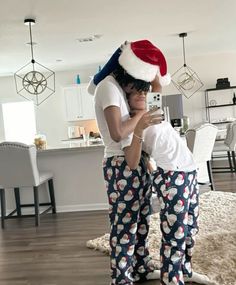 Couple Pics With Hidden Face, Matching Pajamas For Couples, Pajamas For Couples, Couples Matching Outfits Swag, Girlfriend And Boyfriend Goals, Mood With Bae, Couple Goals Teenagers Pictures, Cute Couple Outfits, Girlfriend Goals