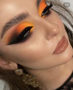 November Eyeshadow Looks, Smokey Eye Makeup Brown Eyes, November Makeup, Thanksgiving Makeup Looks, October Makeup, Makeup Social, Fall Eyeshadow Looks, Thanksgiving Makeup, Fall Eyeshadow