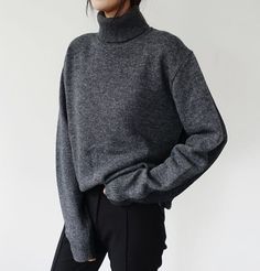 Minimalisticky Chic, Looks Total Jeans, Minimalist Moda, Turtle Neck Sweater, Mode Inspo, Inspiration Mode