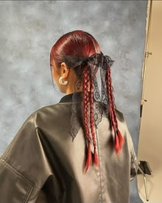 Rave Hair, Y2k Hairstyles, Ribbon Hairstyle, Hairstyle Inspo, Hair Stylies, Work Hairstyles, Penteado Cabelo Curto, Festival Hair, Hair Stylist Life