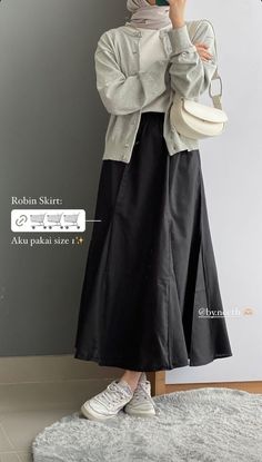 Hijab Skirt Outfit Casual, Fashion Hijab Casual, Tunik Modern, Korean Style Outfit, Casual Korean Style, Outfit Hijab Casual, Hijab Simple