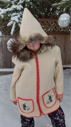 Vintage Wool Coat, Handmade in Labrador Canada, Inuit Parka, Embroidered, Lined, Hood, Zip Front, Genuine Fur Trim, Ladies M-L - Etsy Canada Traditional Hooded Winter Outerwear, Embroidered Beige Winter Outerwear, Inuit Parka, Vintage Wool Coat, Labrador Canada, Lady M, Vintage Wool, Fur Trim, Wool Coat