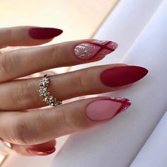 24Pcs Medium Long French Tip Press on Nails Almond Shaped Pink Red Star Fake Nails Glitter Design Nail Decorations Full Cover Artificial Glue on Nails for Women Girls DIY Acrylic Nails Manicure Interesting Nails, Nails August, Nail Korean, Nail Halloween, Fairy Nails, Nail 2023, Nail Acrylic, Long Stiletto, Nails Gold