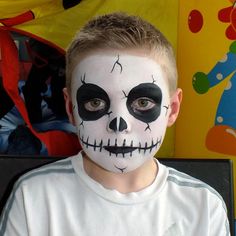 Kids Skeleton Face Paint, Kids Halloween Face, Skeleton Face Paint, Maquillage Halloween Simple, Makeup Zombie, Halloween Face Painting, Halloweenský Makeup