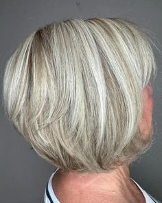 60 Best Hairstyles and Haircuts for Women Over 60 to Suit any Taste Κούρεμα Bob, Grey Bob, Chic Short Haircuts, Short Hairdos, Hair Cuts For Women, Bob Hair, Blonde Bobs, Bob Haircuts