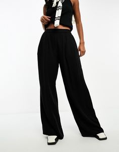 Pants & Leggings by ASOS DESIGN Make your jean jealous High rise Stretch-back waistband Side pockets Wide leg Wide Leg Bottoms For Night Out, Casual Wide Leg Pants For Night Out, Loose Wide-leg Bottoms For Night Out, Wide Leg Dress Pants With Pockets For Night Out, Holiday Dress Outfit, Black Wide Leg Pants, Skirt Co Ord, Black Wrap Dress, Maxi Dress Trend