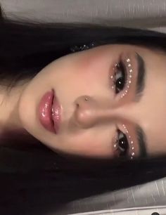 Gem Makeup, Concert Makeup, Cute And Aesthetic, Rhinestone Makeup, Rave Makeup, Makijaż Smokey Eye