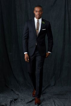 Black Suit Brown Shoes, Black Suit Combinations, Black Suit Shoes, Brown Shoes Outfit, All Black Suit, Brown Shoes Men, Suit Combinations, Black Suit Men, Black Suit Wedding