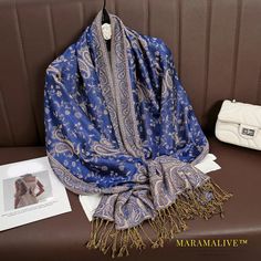 Tassel Blanket Design Thick Pashmina New Winter Warm Shawl Wrap Cashmere Scarf Women Neckerchief Poncho Stoles 2024 Cashmere Scarf Women, Shawl Style, Paisley Shawl, Head Wraps For Women, Winter Scarves, Cashmere Pashmina, Stole Scarf, Turban Headwrap, Cashmere Shawl