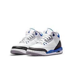 The Air Jordan 3 Retro GS ‘Racer Blue’ is a classic sneaker dressed in a beautiful blue color. The white tumbled leather upper is accented by dark grey elephant-print overlays, and the royal blue accents give the sneakers a pop of color. These sneakers are perfect for big kids who want to feel like they’re wearing OG Jordans. Jordan Retro 3, Sneakers Street, Jordan Model, Blue Jordans, Jordan 3 Retro, Blue Highlights, Air Jordan 12 Retro, Air Jordan 3 Retro, Jordan 12 Retro