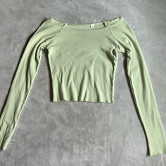 Mint Green, Never Worn, Perfect Condition, Off The Shoulder, Slightly Cropped Green Scoop Neck Top For Spring, Basic Green Scoop Neck Tops, Cheap Green H&m Tops, Affordable Green Off-shoulder Tops, Fitted Green Crop Top T-shirt, Trendy Green Forever 21 Crop Top, Mint Green Crop Top, Mint Green Outfits, Mint Top