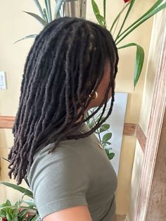 @erinnaimee  Locs 🪴 Loc Length Chart, Loc Girl Aesthetic, 4a Locs, 200 Locs, Semi Freeform Locs, Locs Aesthetic, Medium Length Locs, 4c Locs