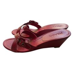 Look your best while wearing Prada's Red Buckle Detail Wedge Sandals. Crafted from fine leather with open toe and bold buckle strap detail, these sandals are the perfect size 38.5, allowing for a comfortable and stylish fit. Offering a boost of height with an impressive wedge heel, these Prada sandals are sure to turn heads. If you have an inquiry or specific questions for this archive piece: Please send us a chat on our website or send an email to info@theremoda.com We are happy to assist in th Size 6 Shoes, Prada Heels Vintage, 2000s Sandals, Red Womens Shoes, 90s Heels, Red Wedge Heels, Red Sandals Heels, Summer Shoes Wedges, Prada Red