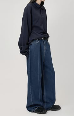 Subversive Fashion, Fall Outfit Aesthetic, Flared Denim Jeans, Flared Denim, High Rise Denim Jeans, Ankle Length Jeans, 가을 패션