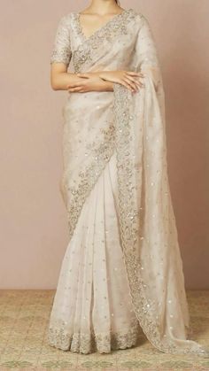 White Sari, Sarees For Girls, Saree Wearing Styles, Simple Saree Designs, Fashionable Saree Blouse Designs, Fancy Sarees Party Wear, Indian Fashion Saree, Saree Designs Party Wear, Indian Dresses Traditional