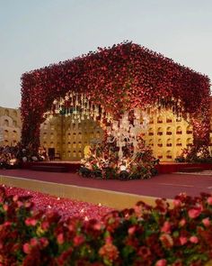 Wedding • Instagram Beautiful Wedding Decor, Royal Indian Wedding, Indian Wedding Theme, Mandap Design, Night Wedding Decor, Red Wedding Decorations, Wedding Stage Backdrop, Lights Wedding Decor