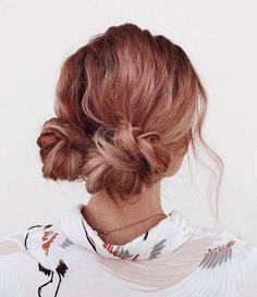 Fun and Flirty Style with Space Buns Pigtail Buns, Diy Updo, Hair Updos Tutorials, Up Dos For Medium Hair, Updos For Medium Length Hair, Braided Hairstyles Updo, Bun Hairstyles For Long Hair, Easy Hairstyles For Long Hair, Hair Pictures