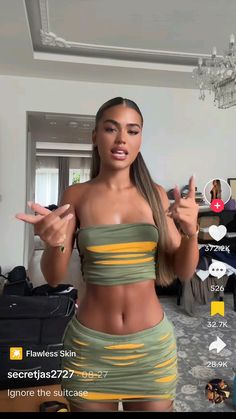 Afronation Outfits, Baddie Energy, Beach Bag Essentials, Zendaya Maree Stoermer Coleman, Nova Fashion, Body Workout Plan, Solo Pics, Swimming Outfit, Night Out Outfit