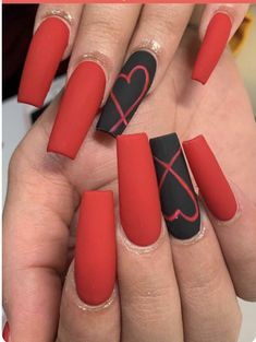 Red Matte Nails, Valentines Nail Art Designs, Matte Acrylic Nails, Vday Nails, Valentines Day Nails, Nails Valentines, Red Valentine, Valentine Nail Art, February Nails