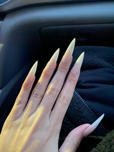 Glitter Stilettos Nails, Pointy Natural Nails, Back Scratches From Nails, Long White Stiletto Nails, Clear Stiletto Nails Design, Natural Stilletos Nails, White Claw Nails, Neutral Long Nails, Nails Acrylic Stiletto Long