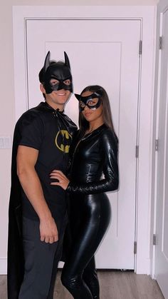 🎃 Get ready to slay this Halloween with the perfect couple costume! 👻 Whether you're looking for a spooky or cute look, we've got you covered. Check out our top picks for Halloween couple costumes on Medium now! Cat Women Couple Costume, Halloween Costumes Simple Couple, Cutest Couple Halloween Costumes, Couples Costumes Hot Ideas, Couples Halloween Party Ideas, Couple Movie Costumes Halloween, Halloween Costume With Boyfriend, Batman And Robin Costume For Couples, Couple Costumes Easy Last Minute