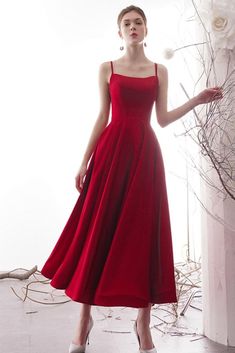 Ankle Length Prom Dress, Red Satin Prom Dress, Tea Length Prom Dress, Red Evening Gown, Mode Chanel, Ankle Length Skirt, Satin Prom Dress, Red Prom Dress, Mode Vintage