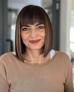 46 Trendy Blunt Bob with Bangs to Inspire Your Next Chop Bob Hair Cuts With Bangs, Short Bob With Bangs For Fine Hair, Medium Bob With Bangs, Bob Haircut With Bangs, Edgy Haircuts