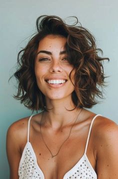 Messy Shatter Bob with Beachy Waves Wavey Hair Styles Short Natural, Short Waves Hairstyle, Naturally Wavy Lob, Messy Curly Bob, Long Bob Curly, Long Bob Wavy, Mid Length Wavy Haircuts, Haircuts For Fine Wavy Hair, Pelo Bob Ondulado