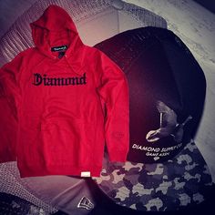 Diamond Supply Co Hoodie & Cap #diamondsupplyco #hoodie #cap  #skateboarding #streetwear Winter Australia, Streetwear Hoodie, Chewing Gum, Skateboarding