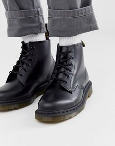 Dr Martens 101 6 eye boots in black Dr Martens 6 Eye Boots Outfit, Dr Martens Outfit Men, Black Leather Boots Men, Dr Martens Men Outfit, Doc Martens Oxfords, Dr Martens Shop, Doc Martens Mens, Dark Shoes, Oxfords Outfit