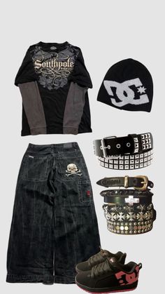 #emo #grunge #tiktok #dc Emo Outfits Masc, Emo Boy Clothes, Midwest Emo Style, Dc Shoes Outfit, Midwest Emo Outfits, Emo Outfits Men, Dc Outfits, Outfit Emo, Emo Streetwear