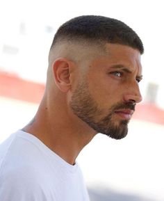 The Ultimate Guide to Trendy and Stylish Men's Haircuts 21 Ideas - mens-talk.online Man Short Haircut, Man Haircut Short, Short Haircut Men, Haircut Men Short, Men Short Hair Fade, Short Hair With Beard, Short Fade Haircut