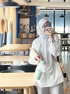 Muslimah Outfit Casual, Outfit Hijab Simpel, Ootd Kampus Hijab, Korean Hijab, Ootd Lebaran