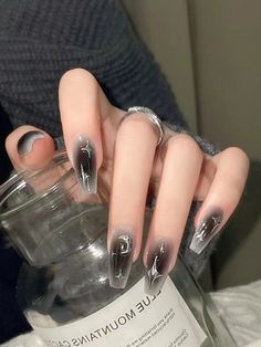 Short Fake Nails, Fake Nails With Glue, Colorful Nails, Pretty Gel Nails, Coffin Nails Long, Dark Nails, Nail Products, Stick On Nails, Nail Art Hacks