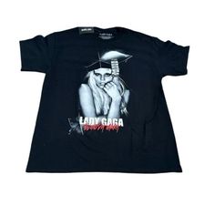 Lady Gaga Large Official Merchandise Bloody Mary Hot Topic Print Tee T-Shirt New 100% Cotton New With Tags Lady Gaga Outfits, Hot Topic Shirts, Print Tee, Lady Gaga, Printed Tees, Hot Topic, New Color, Tee Shirts, Mens Shirts