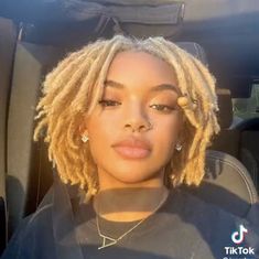 White Locs On Black Women, Short Blonde Locs Black Women, Blond Dreads Black Women, Light Blonde Locs, Short Blonde Dreads, Strawberry Blonde Locs, Platinum Blonde Locs Black Women, Blond Locs Black Women, Short Blonde Locs