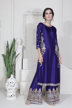 t Hand Work Dupatta, Pakistani Party Wear, Trouser Suit, Pakistani Fashion Party Wear, Palazzo Pant, Naeem Khan, Kitenge, Dress Indian Style, Pakistani Dress Design