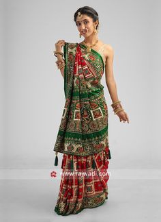 Green And Maroon Gharchola Gajji Silk Saree... Gharchola Saree Brides Maroon, Gharchola Saree Brides Latest, Gharchola Saree Blouse Design, Gujrati Bride Gharchola, Gharchola Saree Brides, Designer Sarees For Wedding, Marriage Outfit, Gujarati Bride