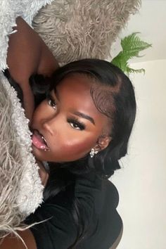 Pretty Makeup Looks For Prom, Diff Makeup Looks, Makeup Inspiration Black Women, Makeup Inspo Black Women, Brown Skin Baddie, Dark Skin Makeup Looks, Pretty Melanin, Black Women Makeup Tutorial