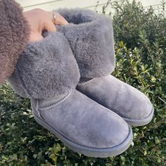 Fur Is In Great Condition Barely Worn 17mm Sheepskin Lining 17mm Sheepskin Insole 11.75" Shaft Height Leather Heel Label With Embossed Ugg Logo Ugg Classic Tall, Shoes Ugg, Womens Ugg Boots, Grey Boots, Tall Boot, Ugg Classic, Tall Boots, Grey Color, Womens Uggs