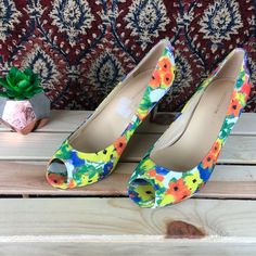 Liz Clairborne Floral Heels Size: 7 Heel:3.5’ Description: Super Cute Floral Heels. Brand New. Bright And Cheery For Those Dark, Cold Winter Days Multicolor Medium Width Heels For Spring, Spring Multicolor Medium Width Heels, Multicolor 4-inch Heels For Spring, Multicolor 4-inch Heel Spring Heels, Floral Heels, Winter Days, Winter Day, Cold Winter, Liz Claiborne