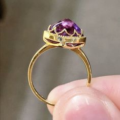 Elegant Purple Ruby Ring Round Cut, Elegant Purple Ruby Ring Round Shape, Exquisite Amethyst Ring For Wedding, Elegant Purple Ruby Ring With Accent Stones, Exquisite Amethyst Ring For Anniversary, Elegant Purple Amethyst Open Ring, Purple Ruby Ring For Anniversary, Exquisite Purple Amethyst Ring For Anniversary, Gold Amethyst Ring With Halo Setting, Fine Jewelry