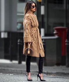 Stylish Knitwear, Fabulous Style, Winter Lookbook, Autumn Style, Autumn Colors, Cozy Outfit, 4 Seasons