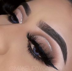 Sombra Cafe, Evening Eye Makeup, Eye Makeup Images, Wedding Eye Makeup, Prom Eye Makeup, Eye Makeup Pictures, Smink Inspiration, Pinterest Makeup, Makijaż Smokey Eye