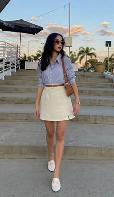 Skirt Outfit Summer, Gaun Fashion, Classic Style Outfits, Effortless Outfit, Looks Street Style, 가을 패션, Basic Outfits