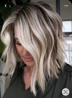 #BlondeHairGoals #BlondeTransformation #HairMakeover #BlondeBeauty #BlondeAmbition #HairInspo #BlondeBombshell #BlondeJourney #NewHairWhoDis #BlondeVibes #HairTransformation #BlondeLife #BlondeHighlights #BlondeObsessed #BlondeMagic Fall Baylage Hair Blonde Caramel, Bold Lowlights For Blondes, Cool Blonde Root Melt, Ice Blonde And Brown Hair, Ashy Blonde Hair With Lowlights Brown, Short Grey Blonde Hair, Fall Blonde Medium Length Hair, Hair By Chrissy Blonde, Ashy Brown With Blonde Highlights