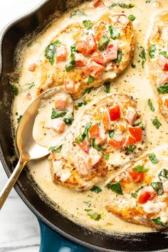 This easy chicken recipe is bursting with garden fresh tomatoes and basil in a creamy sauce! The chicken is pan-seared to golden perfection in this summer weeknight meal. Recipes With Chicken And Tomatoes, Dinners With Basil, Basil And Rosemary Recipes, Recipes Using Fresh Basil Summer, Dinner With Fresh Basil, Summer Meals Dinner Chicken, Chicken Tomatoes Recipe, Recipes With Cherry Tomatoes Meals, Cooking With Basil